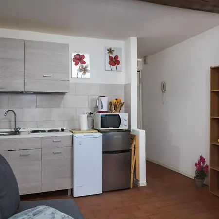 Cozy Studio In The Heart Of The Historic Center! * Parma